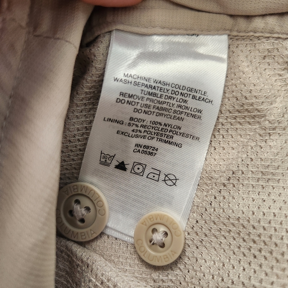 Columbia Beige Cream Cargo Hiking Shorts 4 T2 - Picture 12 of 13